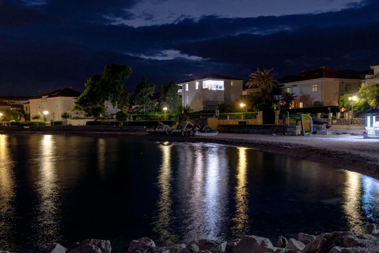 Beachfront Apartments Don Kaštela Exterior foto