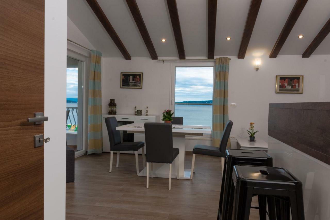 Beachfront Apartments Don Kaštela Exterior foto